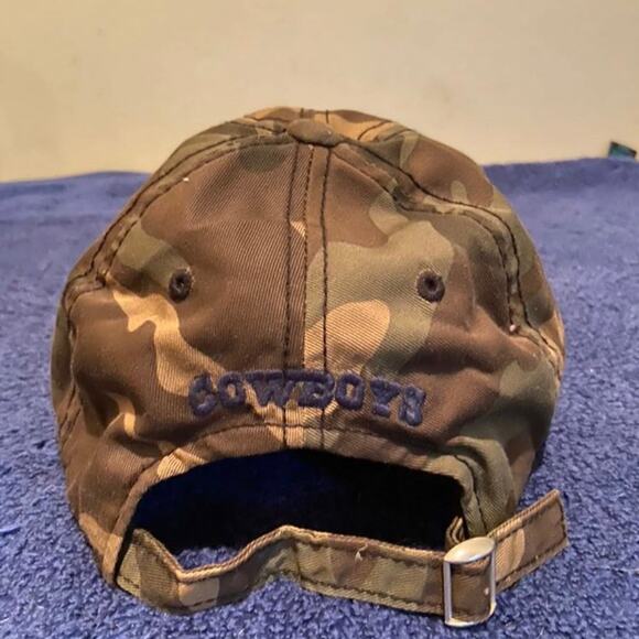 Dallas Cowboys Authentic Camouflage Star Logo Adjustable Baseball Hat - Picture 4 of 6